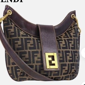 Vintage Fendi Baguette